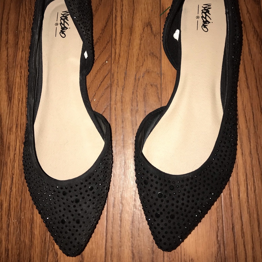 Dress flats